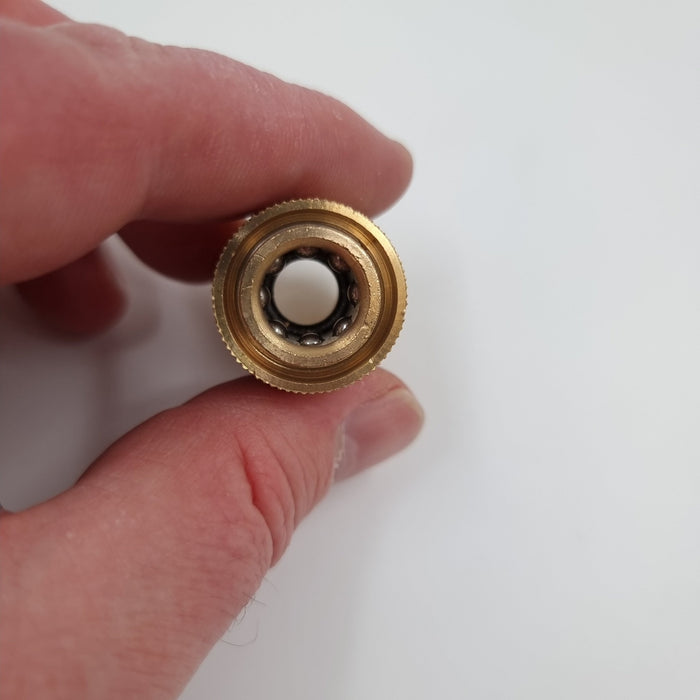 Brass Quick Connect Fitting - Adapter to add quick release.  M22-14mm adapter with  1/4 quick connector