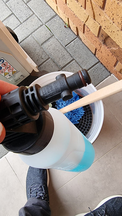 Stihl & Nilfisk Newer Models - Adapter to fit a foam Cannon to the Stihl Twist Lock Trigger